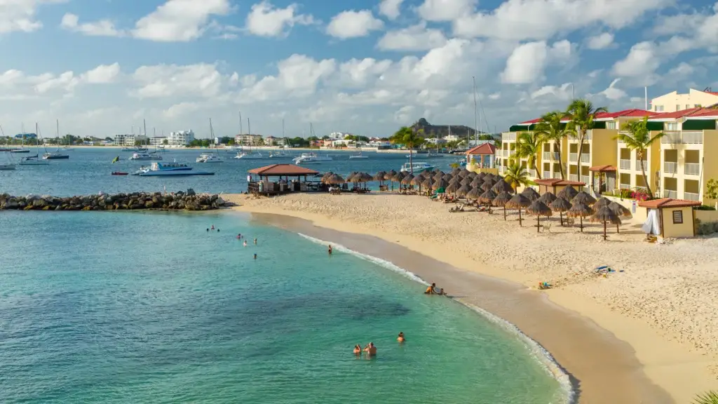 Découvrez Simpson Bay Sint Maarten 4U Real Estate