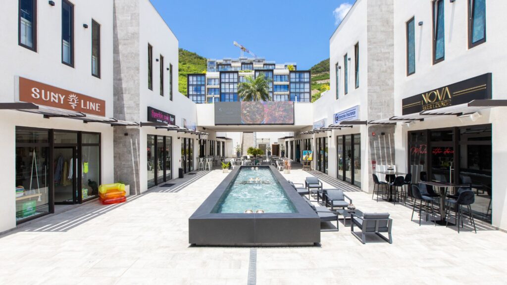 4U Real Estate lists a commercial space at The Hills Residence in Simpson Bay, for rent SXM
