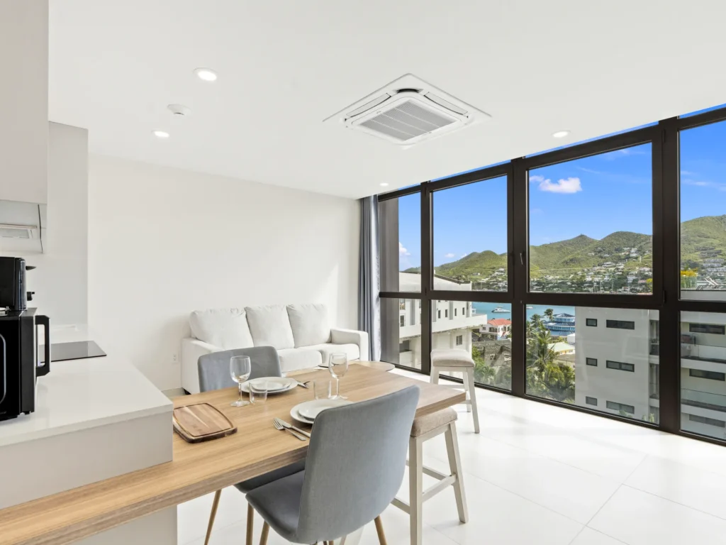 B215 - The Hills Residence