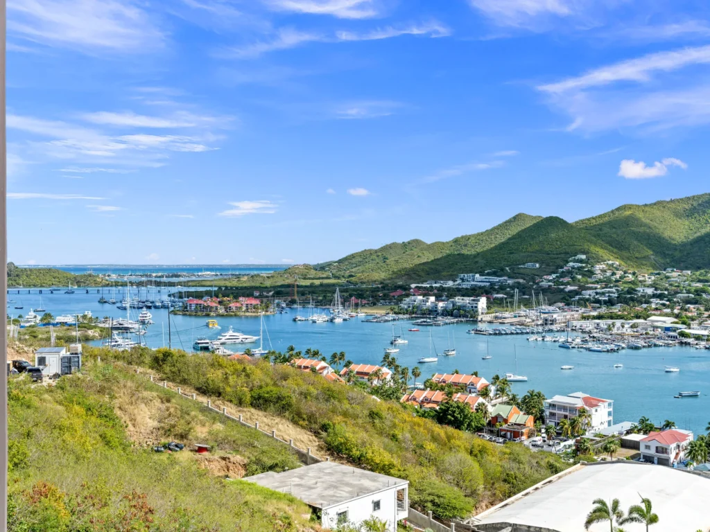 Vue lagon depuis The Hills Résidence Sint Maarten