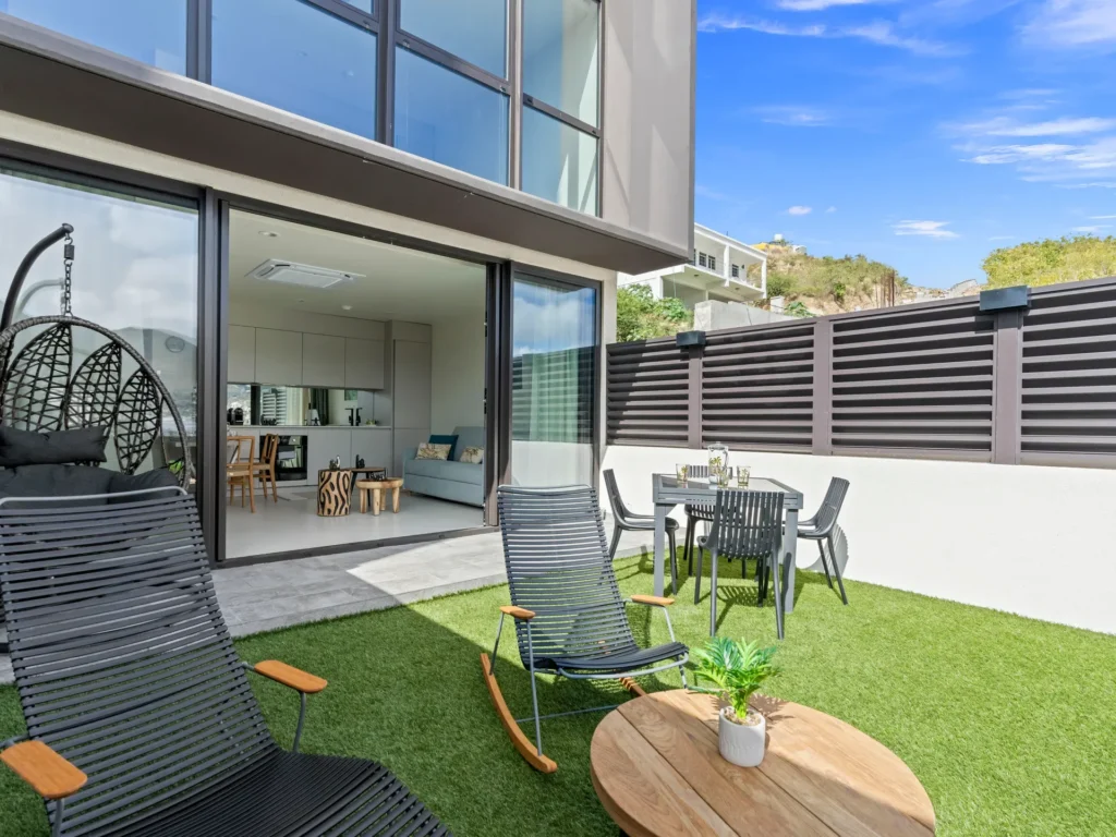 Apartment B207 terrace The Hills Residence Sint Maarten