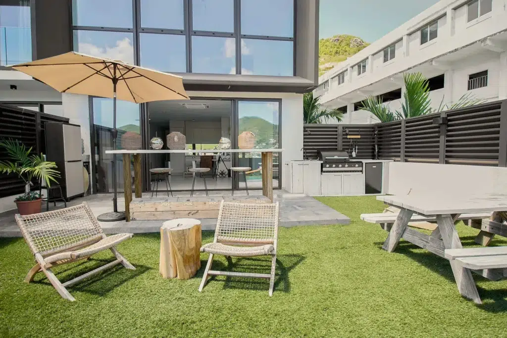 Garden terrace condo A-107 The Hills Residence Sint Maarten